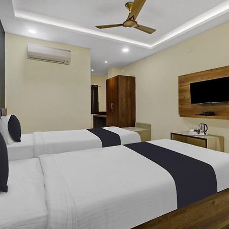 Mancherāl Collection O Hotel Swagath Pride מראה חיצוני תמונה