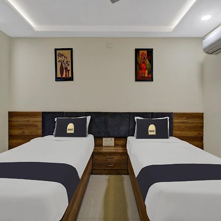 Mancherāl Collection O Hotel Swagath Pride מראה חיצוני תמונה