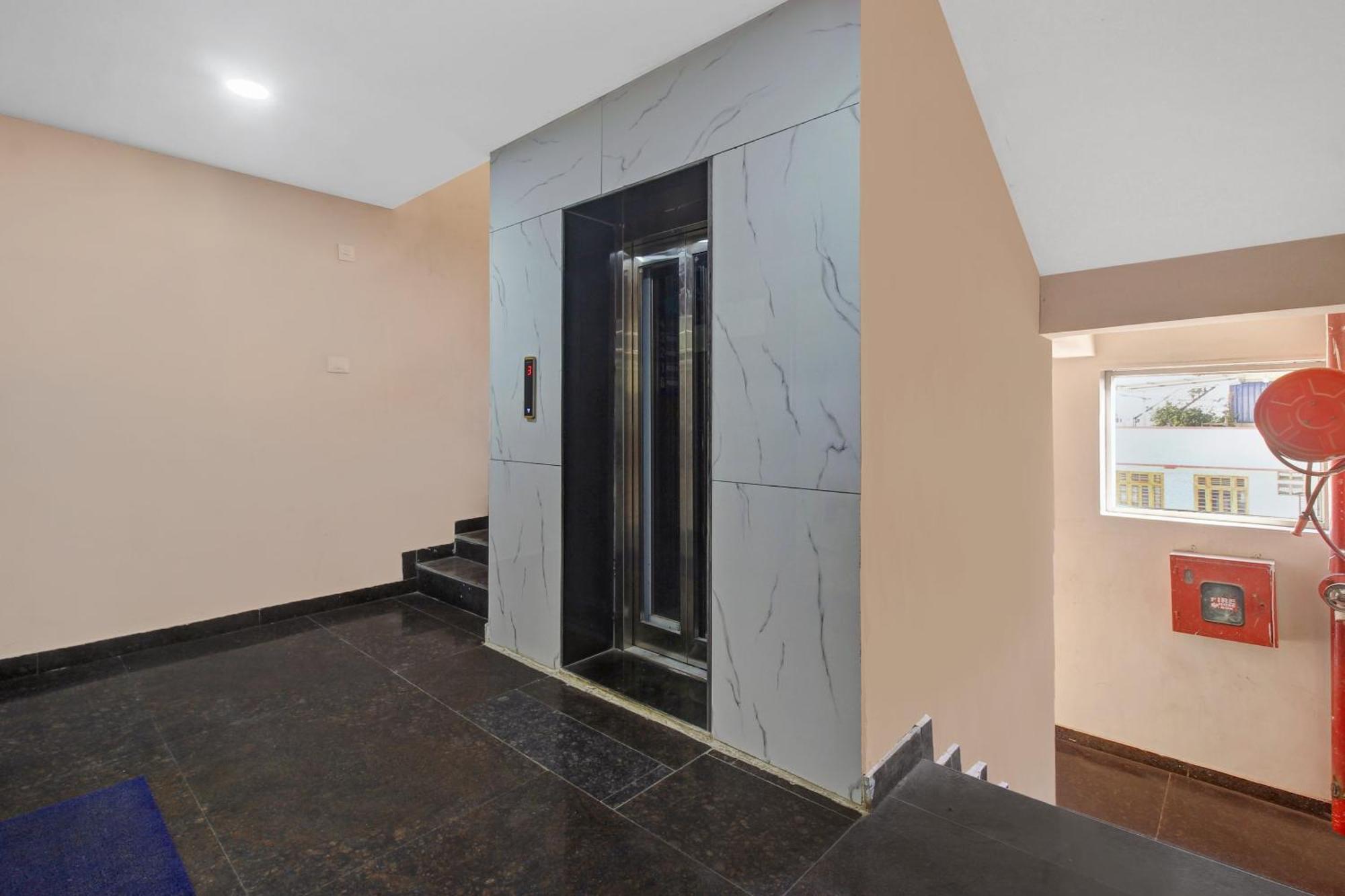 Mancherāl Collection O Hotel Swagath Pride מראה חיצוני תמונה