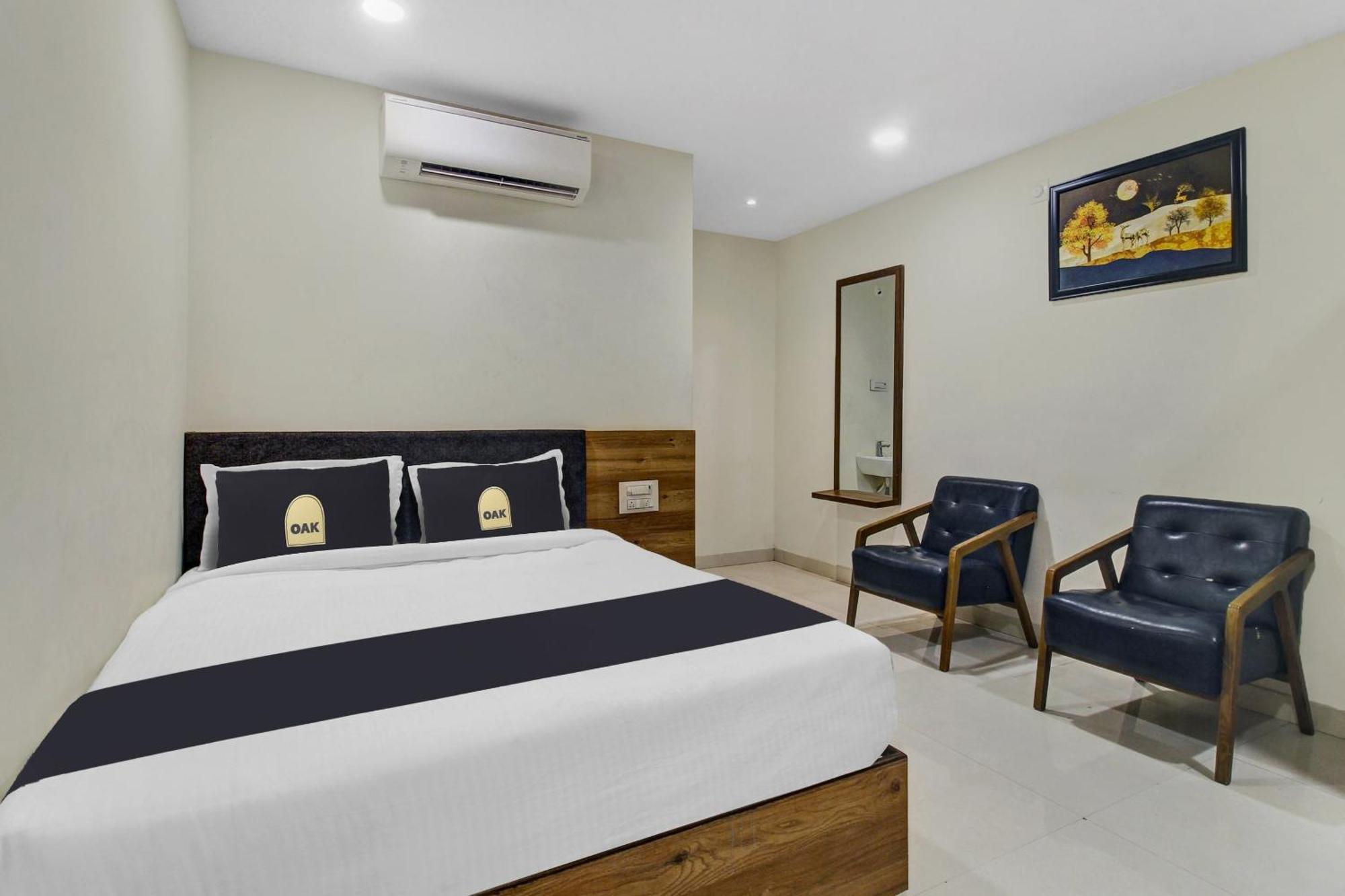Mancherāl Collection O Hotel Swagath Pride מראה חיצוני תמונה